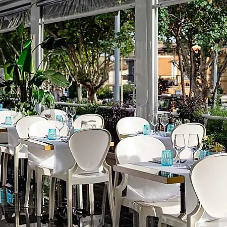 Zaccardi Hotel